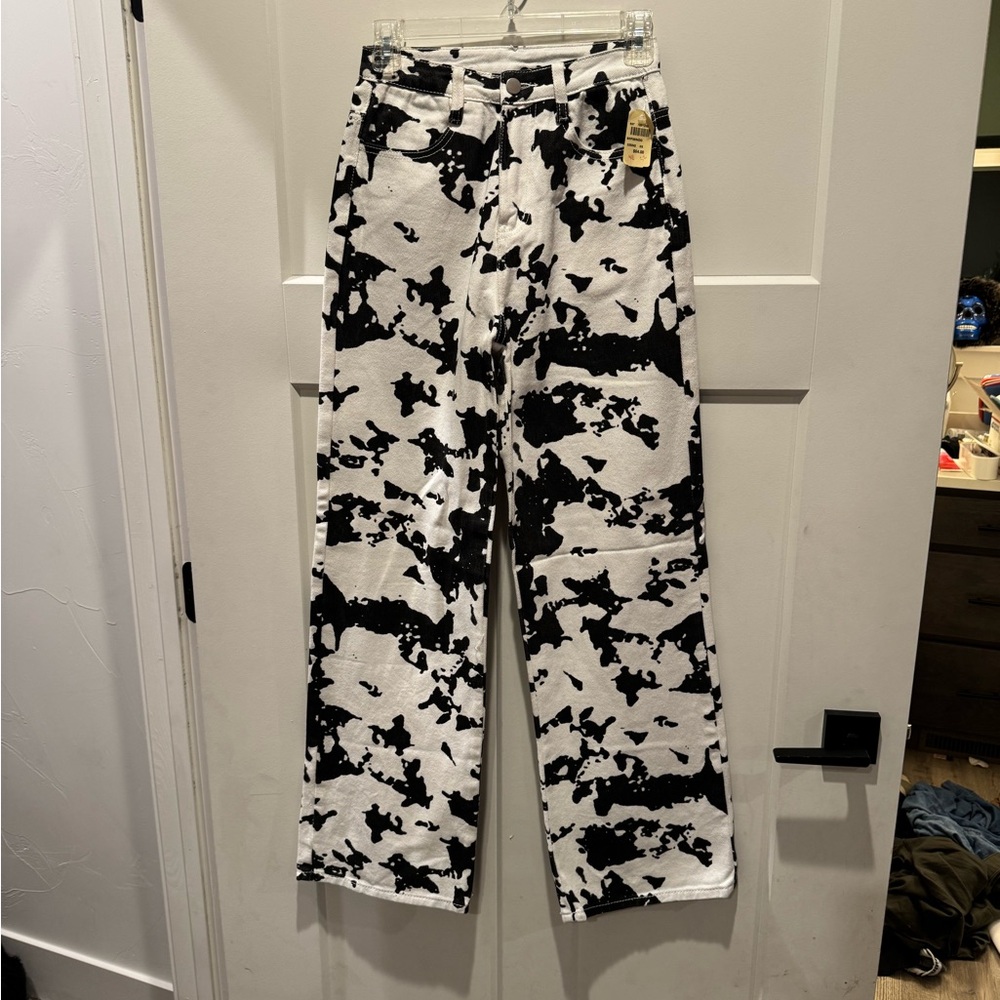 NWT Bailey Rose Cow Print Wide Leg Jeans